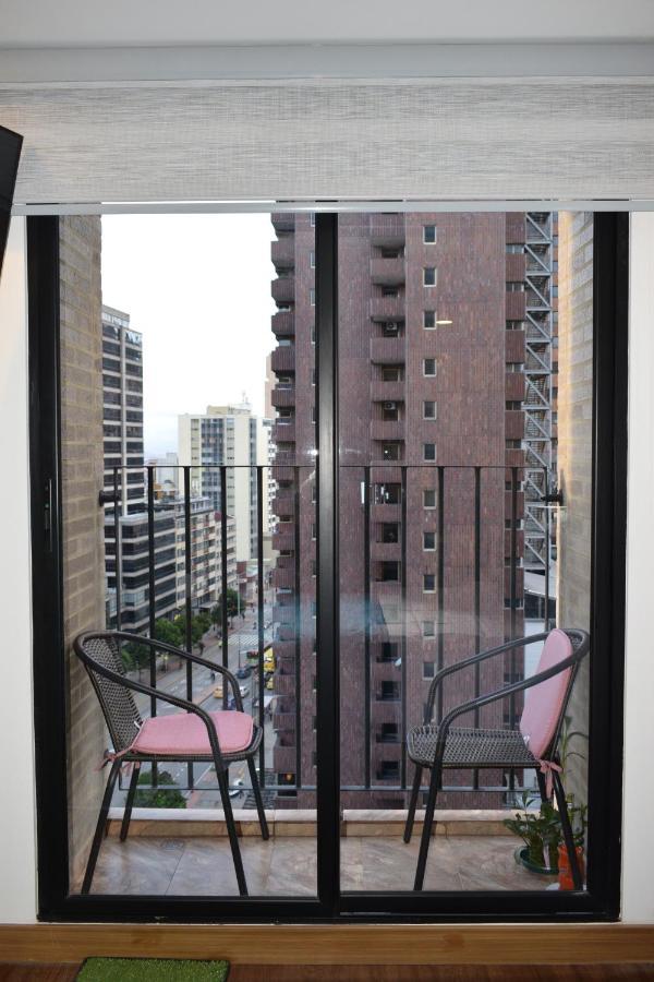 Toscano S Aparta Estudio Hospedaje Amoblado Torre 2 Equilibrium Bogotá Exteriör bild